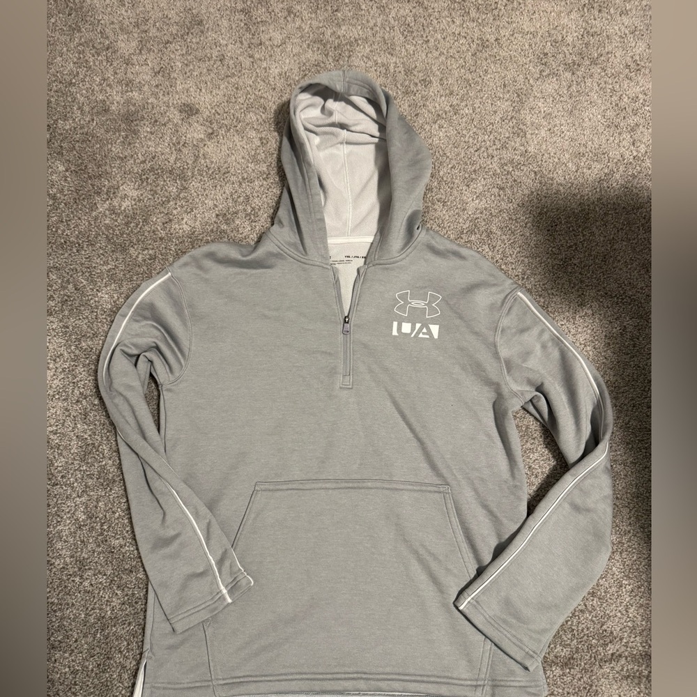 Under Armour lightweight hoodie YXL